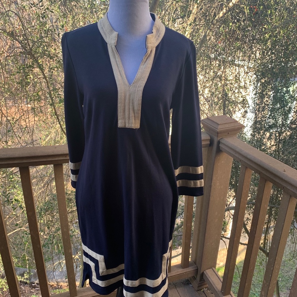 Crown & Ivy knit dress